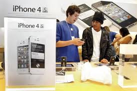 �ͻ��Ţ�� iPhone 16,000 ����ͧ��ͪ������